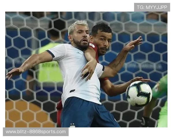 阿圭罗独特罗圈腿技巧解析 球场上的魔术师如何征服世界